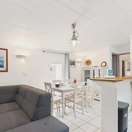 Maison Pour 5 à 200 M Du Port De Casa vacanze La Flotte