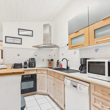 Maison Pour 5 A 200 M Du Port De *