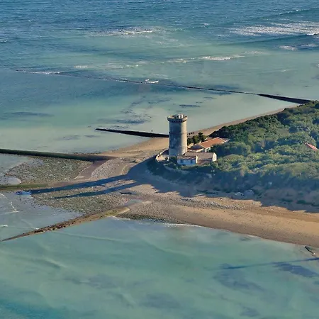 Maison Pour 5 A 200 M Du Port De *